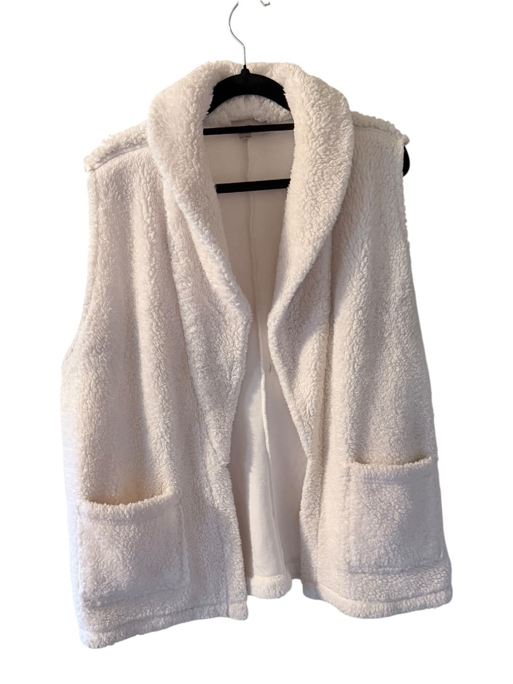 🙋🏻‍♀️LOFT Cream Sherpa Open-Front Vest with Pockets